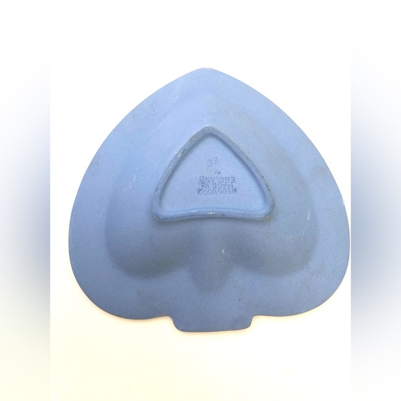 Wedgwood Jasperware (Pale Blue) Sweet Dish Set (Set of Four) - Picture 9 of 13